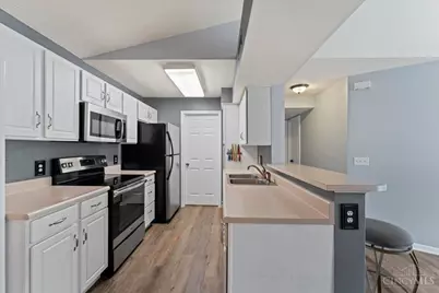 4220 Endeavor Drive #302, Colerain Township, OH 45252 - Photo 11