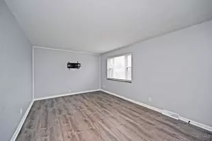 1378 Adams Rd, Cincinnati, OH 45231 - Photo 5