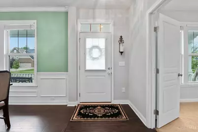 196 W Decatur Lane, Loveland, OH 45140 - Photo 3