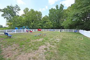 15 Applewood Dr, Fairfield, OH 45014 - Photo 41