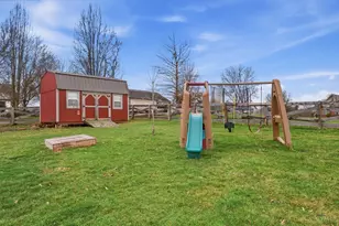 10584 Amity Dr, Aurora, IN 47001 - Photo 47