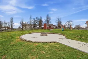 10584 Amity Dr, Aurora, IN 47001 - Photo 45