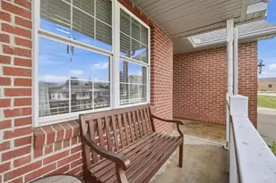 10584 Amity Dr, Aurora, IN 47001 - Photo 5