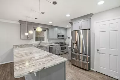 7926 Dunview Court, Anderson Township, OH 45255 - Photo 11