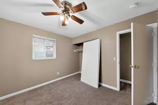 1931 Lotushill Dr, Springfield Township, OH 45240 - Photo 17