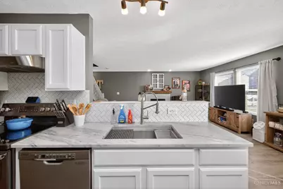 7674 Hyatts Lane, Hamilton Township, OH 45039 - Photo 13