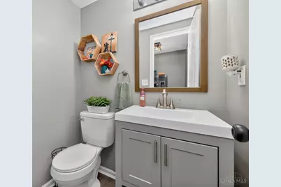 7674 Hyatts Lane, Hamilton Township, OH 45039 - Photo 15