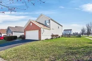 7674 Hyatts Ln, Hamilton Township, OH 45039 - Photo 3