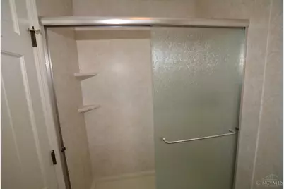 1064 Orinda Drive, Montgomery, OH 45249 - Photo 19