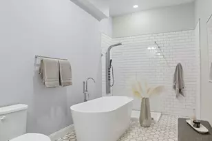 2241 Loth St, Cincinnati, OH 45219 - Photo 23