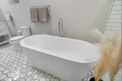 2241 Loth Street, Cincinnati, OH 45219 - Photo 25