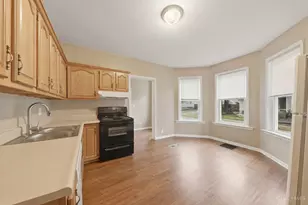 4700 Ward St, Cincinnati, OH 45227 - Photo 17