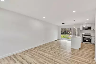 8719 Hood Court #1086, Cincinnati, OH 45231 - Photo 7