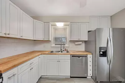 2192 Pinney Lane, Springfield Township, OH 45231 - Photo 9