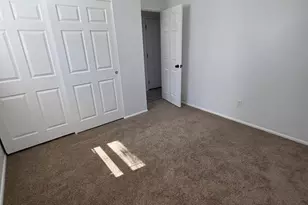 10220 Windswept Ln, Colerain Township, OH 45251 - Photo 17