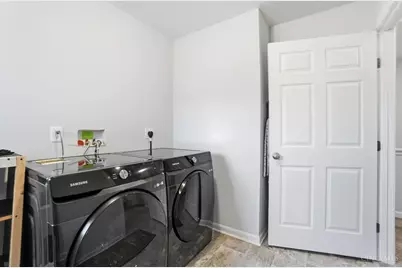 2244 Pine Valley Drive, Hamilton, OH 45013 - Photo 41