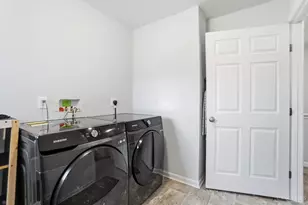 2244 Pine Valley Dr, Hamilton, OH 45013 - Photo 41