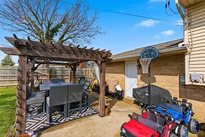 322 Reichard Drive, Vandalia, OH 45377 - Photo 35