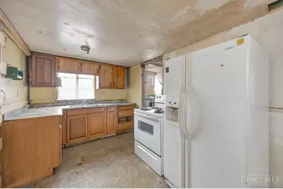 2575 Airport Road, Bethel, OH 45106 - Photo 9