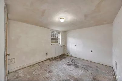 2575 Airport Road, Bethel, OH 45106 - Photo 13