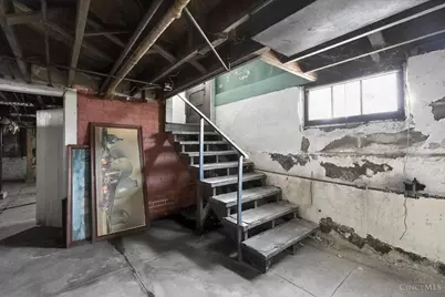 137 E Main Street, Hillsboro, OH 45133 - Photo 21