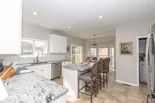 1586 Heritage Lake Dr, Centerville, OH 45458 - Photo 9