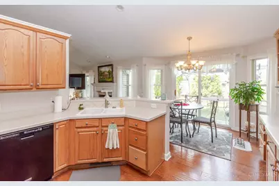 7335 Melinda Drive, Butler Twp, OH 45414 - Photo 15