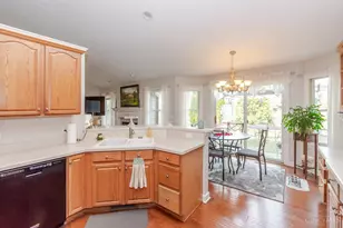 7335 Melinda Dr, Butler Twp, OH 45414 - Photo 15