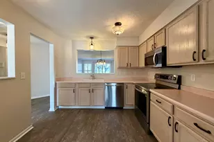 9917 Shorewood Ln, Sharonville, OH 45241 - Photo 19