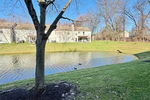 9917 Shorewood Ln, Sharonville, OH 45241 - Photo 3