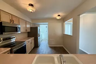 9917 Shorewood Ln, Sharonville, OH 45241 - Photo 23