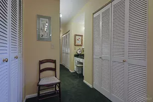 2833 Grandin Hollow Ln, Cincinnati, OH 45208 - Photo 57