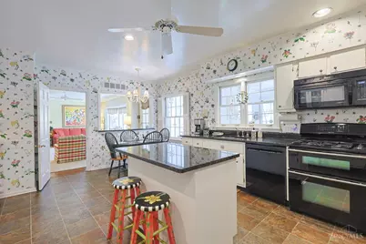 2833 Grandin Hollow Lane, Cincinnati, OH 45208 - Photo 19