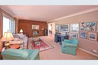 9876 Lorelei Drive, Springfield Township, OH 45231 - Photo 7