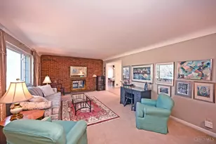 9876 Lorelei Dr, Springfield Township, OH 45231 - Photo 7