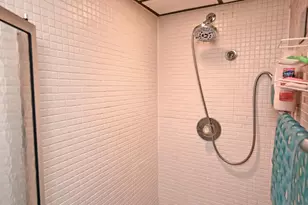 9876 Lorelei Dr, Springfield Township, OH 45231 - Photo 41