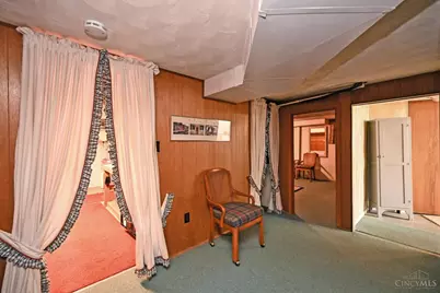 9876 Lorelei Drive, Springfield Township, OH 45231 - Photo 33