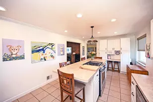 9876 Lorelei Dr, Springfield Township, OH 45231 - Photo 15