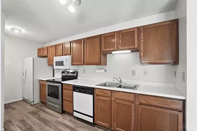 12061 Carrington Lane #102, Loveland, OH 45140 - Photo 17
