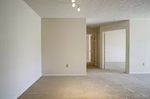 12061 Carrington Ln, Loveland, OH 45140 - Photo 11