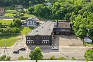 2488 River Rd, Cincinnati, OH 45204 - Photo 1
