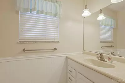 5665 River Road, Fairfield, OH 45014 - Photo 31