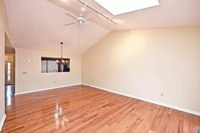 1073 Wittshire Circle, Anderson Township, OH 45255 - Photo 17