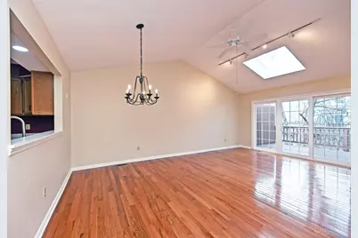 1073 Wittshire Circle, Anderson Township, OH 45255 - Photo 11