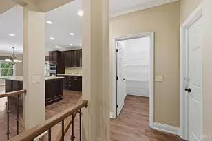 1174 Club View Dr, Centerville, OH 45458 - Photo 11