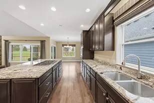 1174 Club View Dr, Centerville, OH 45458 - Photo 13