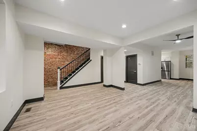 112 Valencia Street, Cincinnati, OH 45219 - Photo 3