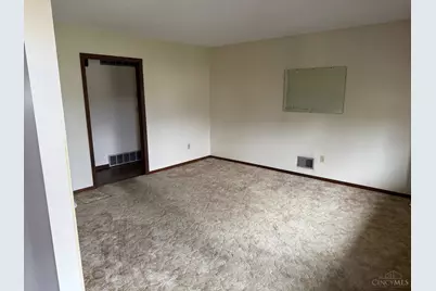 504 Meadow Lane, Trenton, OH 45067 - Photo 5