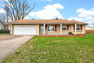 8063 Washington Park Dr, Miami Township, OH 45459 - Photo 5