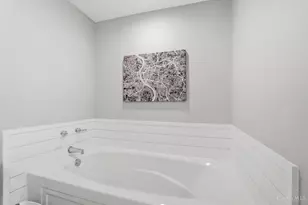 2235 Riverside Dr, Cincinnati, OH 45202 - Photo 25